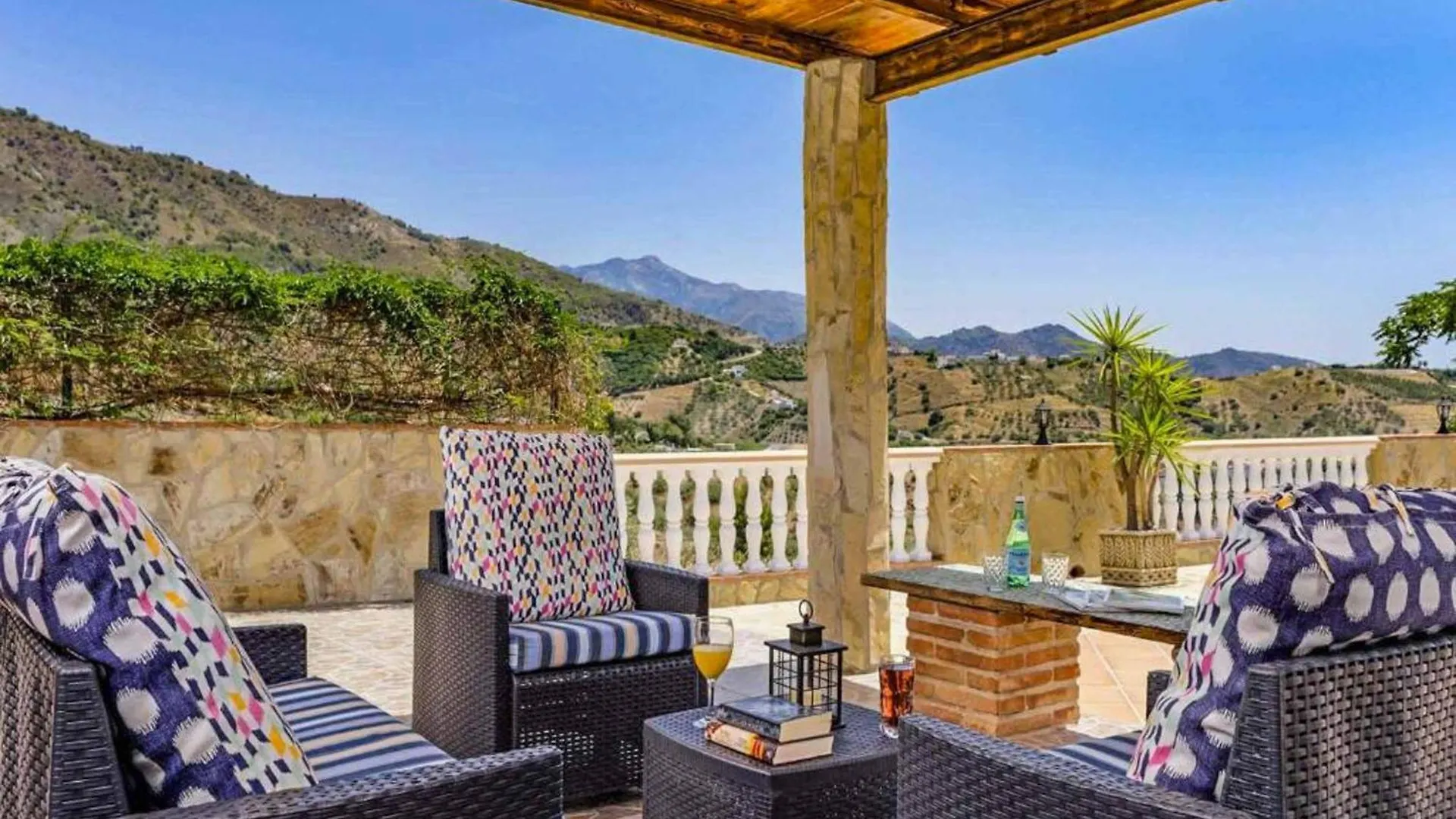 Villa Cortijo Herrero フリヒリアナ